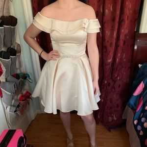 Champagne Prom/Dama dress